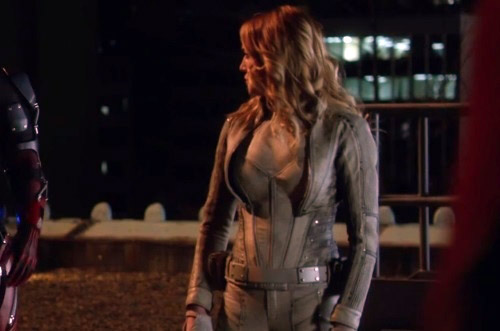 Pictures caity lotz sexy Is Arrowâ€™s