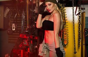 holly wolf winry rockbell full metal alchemist cosplay