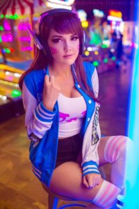 darshelles d-va cosplay from overwatch